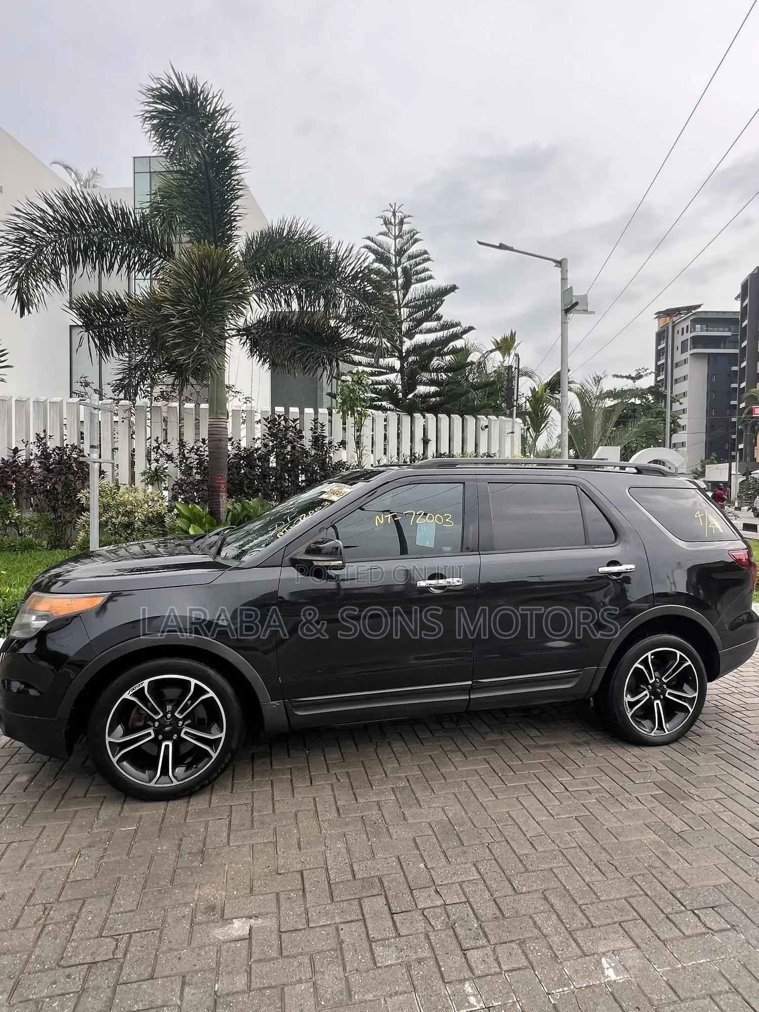 Ford Explorer Sport 4dr SUV AWD (3.5L 6cyl Turbo 6A) 2014 Black