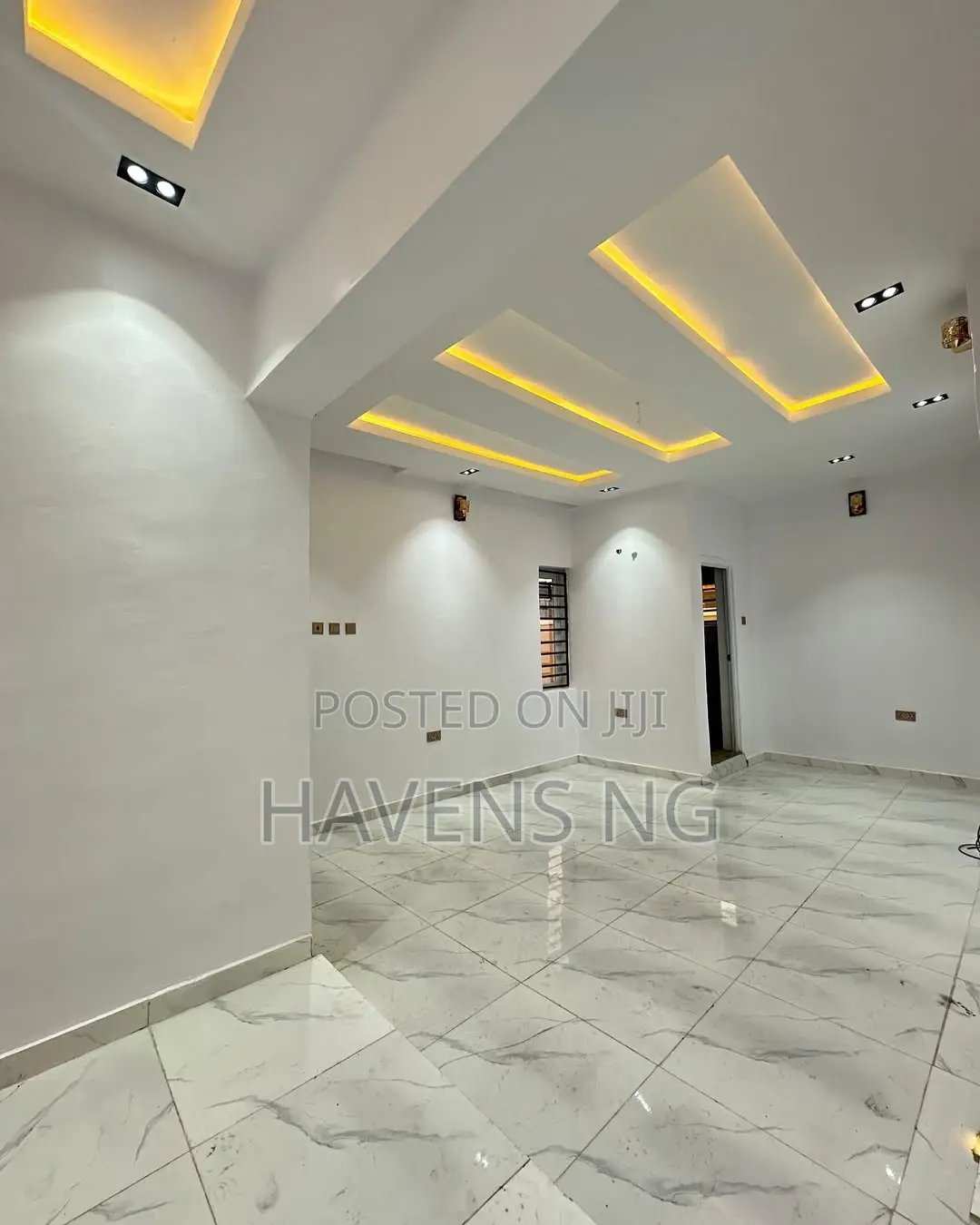 3bdrm Bungalow in Ologuneru for sale