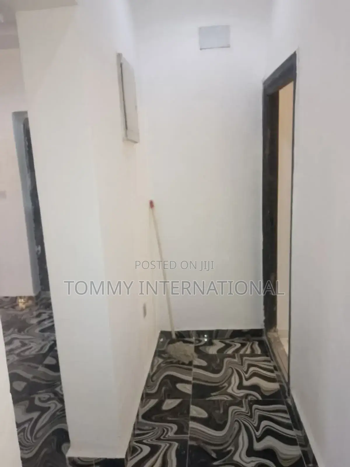 2bdrm Block of Flats in Queen'S Park Estate, Port-Harcourt for rent