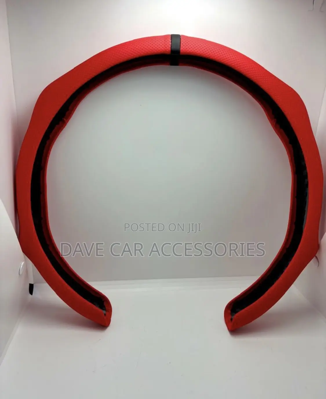High Quality Anti Skid Glossy Carbon Fibre Steering Cover
