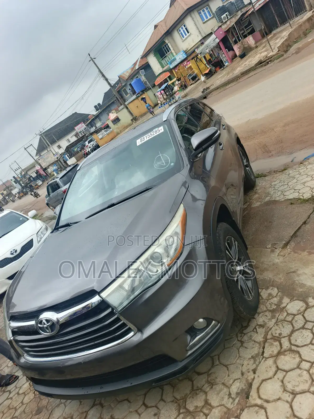 Toyota Highlander XLE V6 4x2 (3.5L 6cyl 6A) 2016 Gray