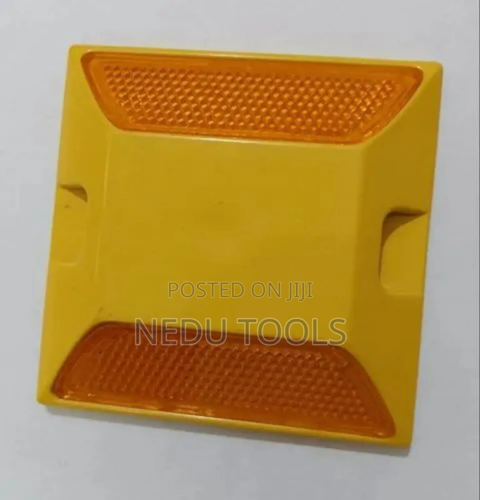 Plastic Road Safety Cat Eye Stud
