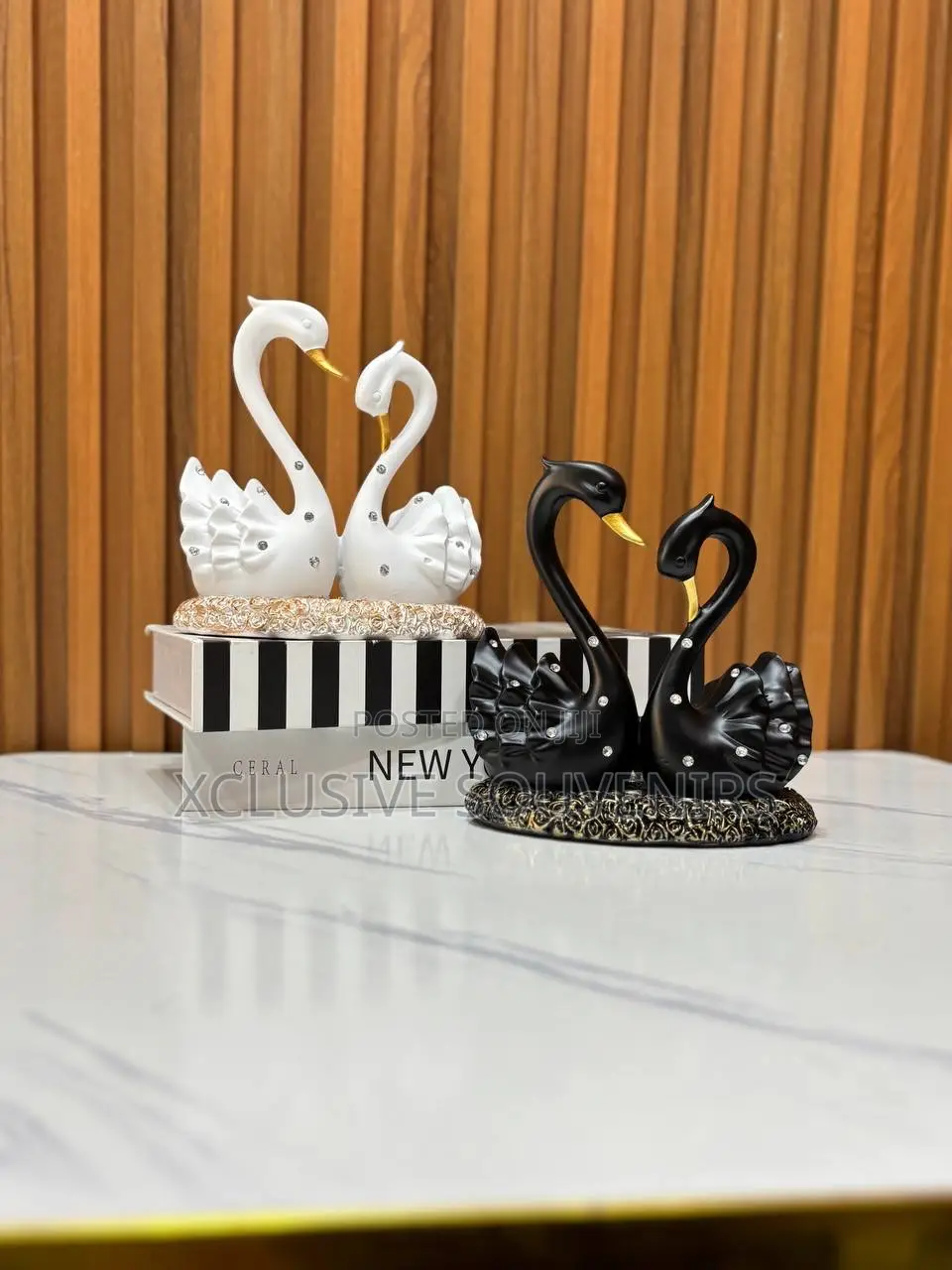 Pleated Swan Set