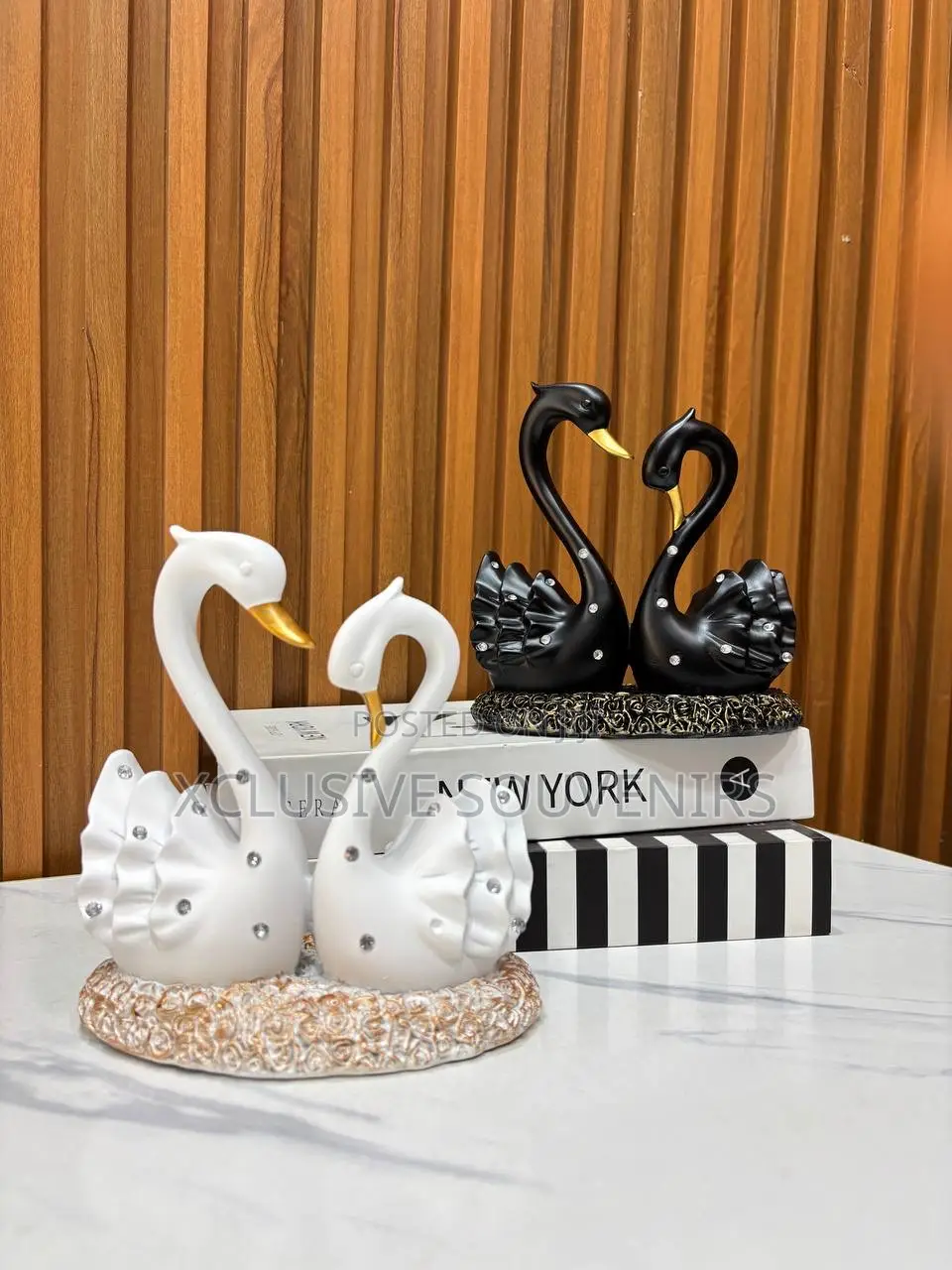 Pleated Swan Set