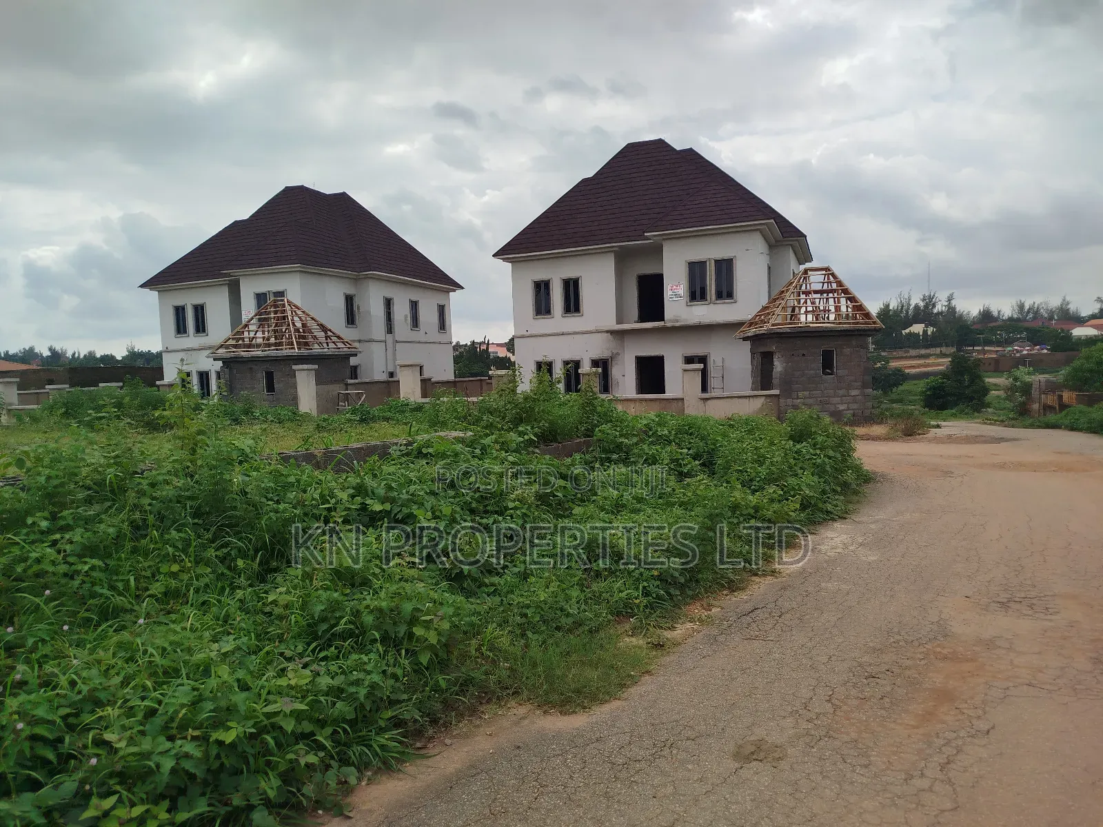 4bdrm Duplex in Galadimawa for sale