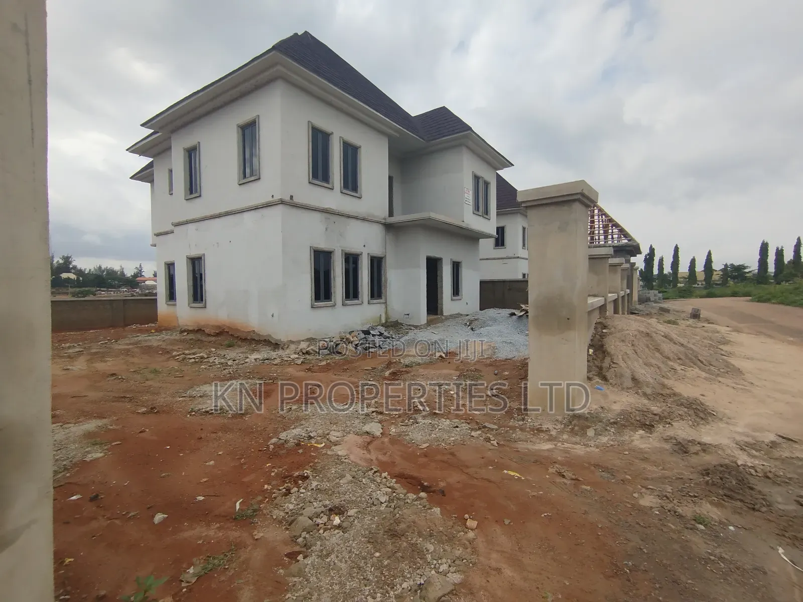 4bdrm Duplex in Galadimawa for sale
