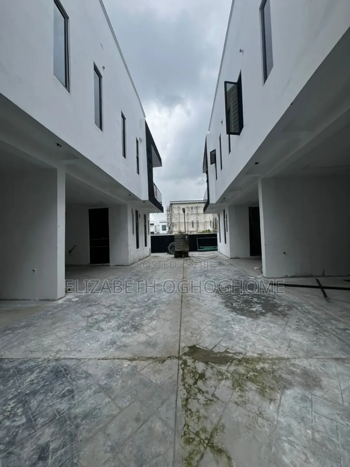 4bdrm Duplex in Ajah for sale