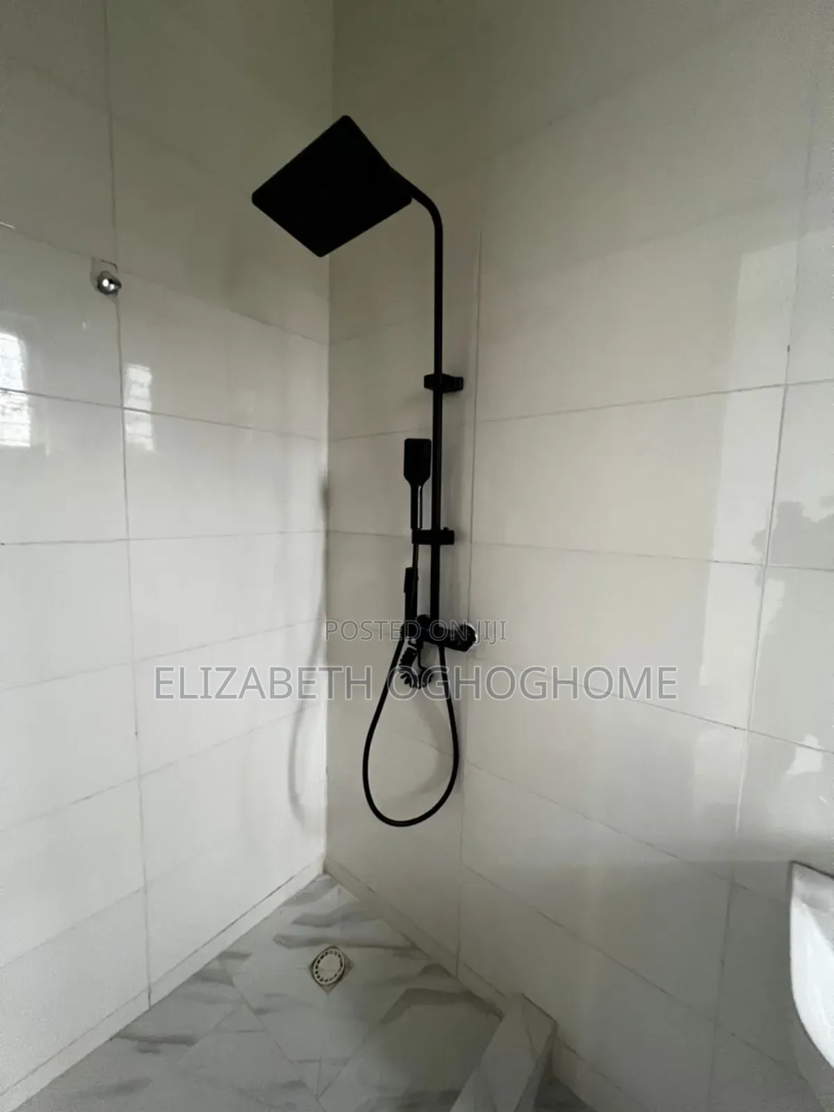 4bdrm Duplex in Ajah for sale