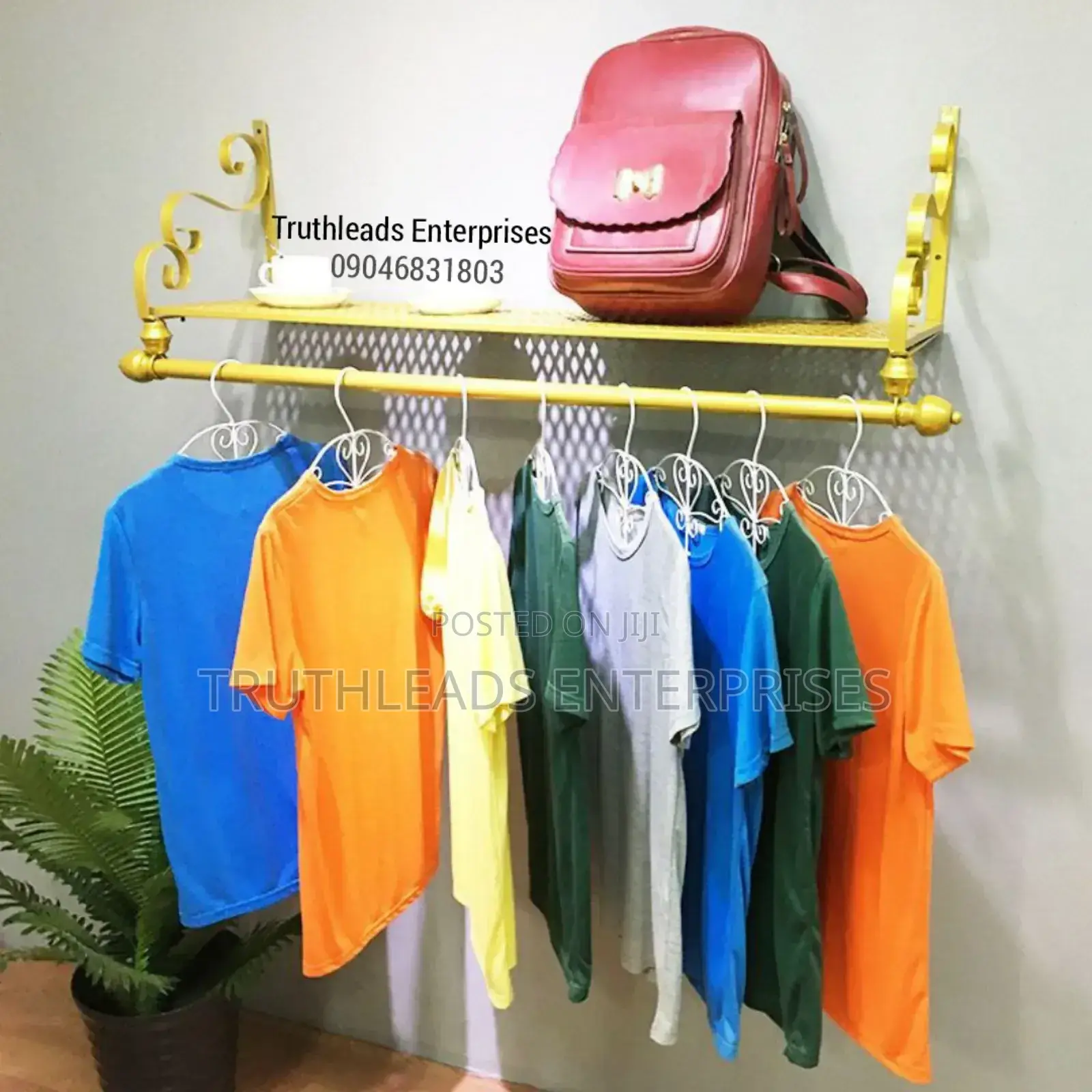 Strong Wall Mounted Clothes Display Rack