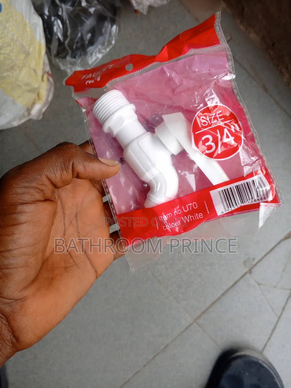 3/4 Plastic Wall Tap
