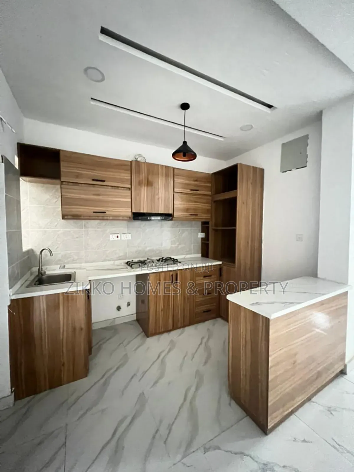 3bdrm Townhouse/Terrace in Ajah for Sale