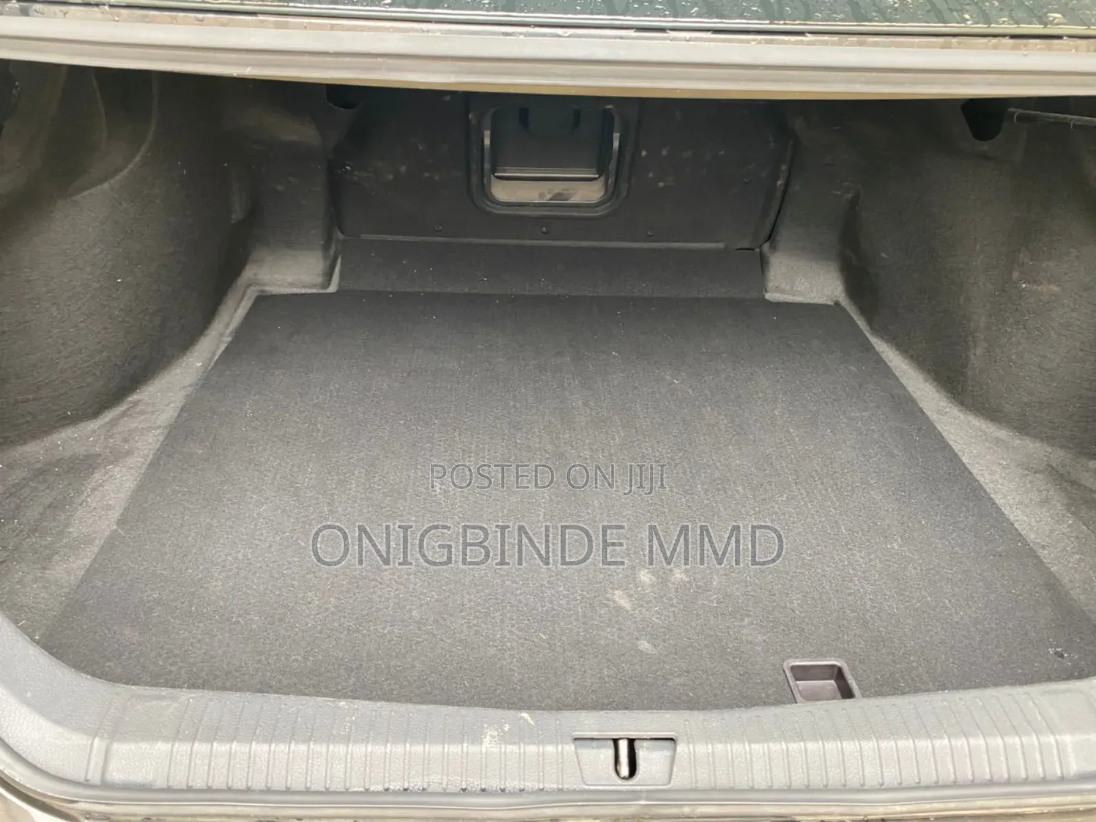 Toyota Avalon XLE 2021 Black