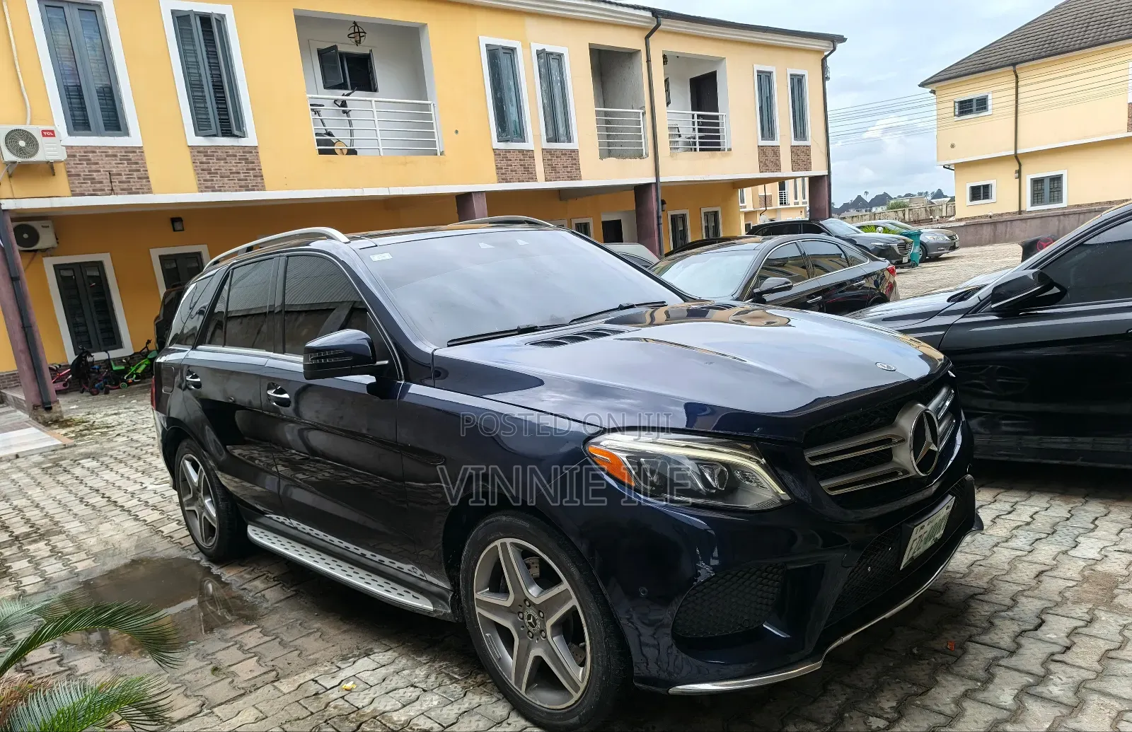 Mercedes-Benz GLE-Class GLE 400 4MATIC 2018 Blue