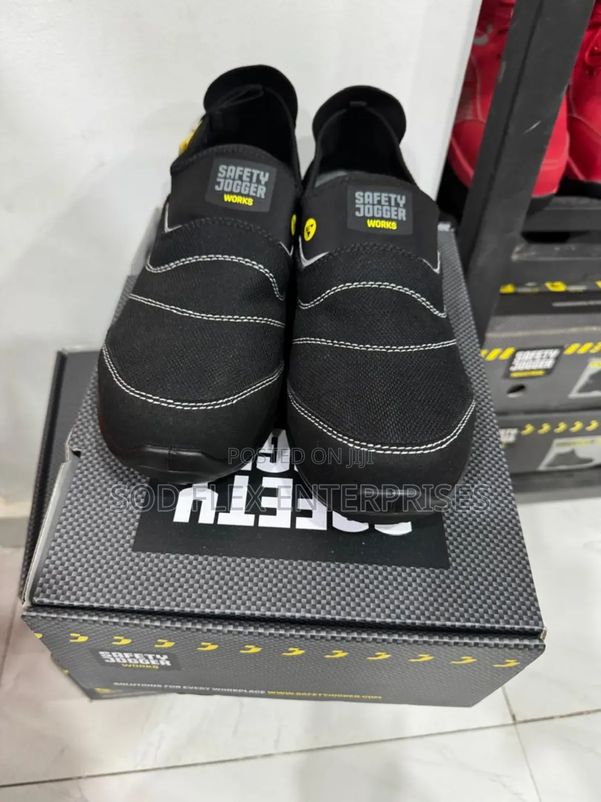 Yukon Safety Joggers Durable Safety Shoe