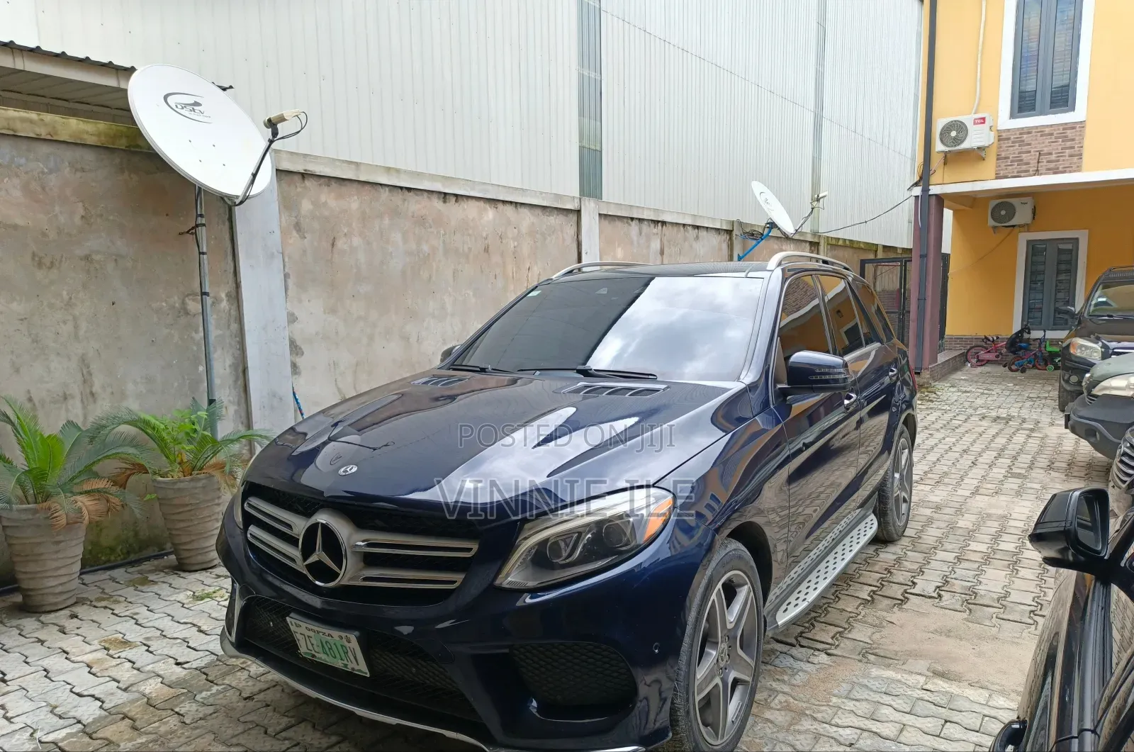 Mercedes-Benz GLE-Class GLE 400 4MATIC 2018 Blue
