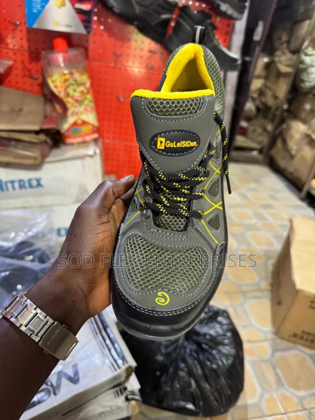 Guleisidun Heavy Duty Durable Safety Shoe
