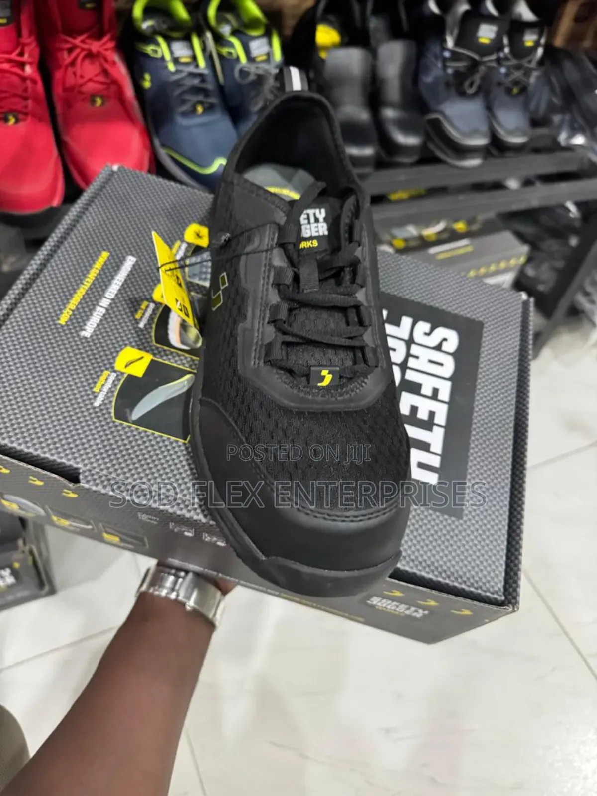Lightstar Durable Safety Joggers Safety Shoe