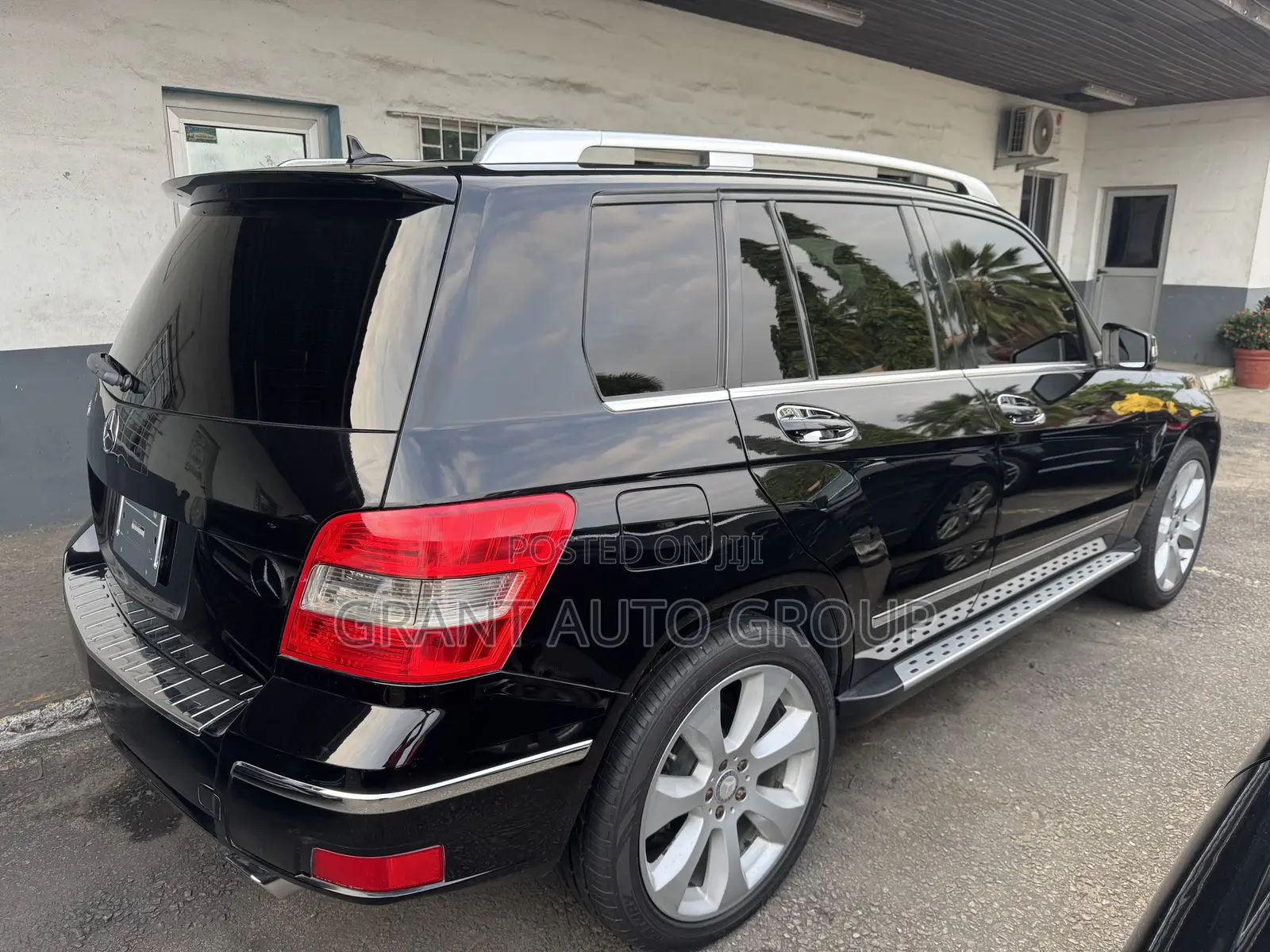 Mercedes-Benz GLK-Class 350 2011 Black