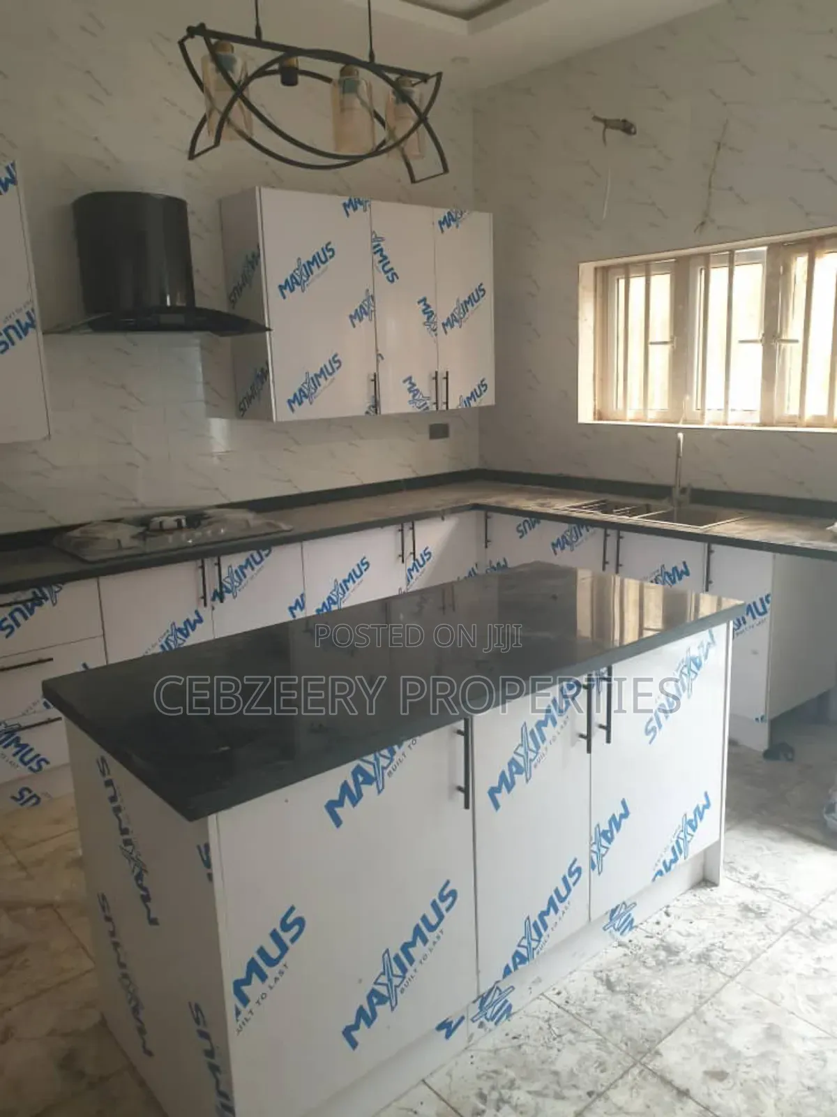 5bdrm Duplex in GRA Phase 2 Shangisha for sale