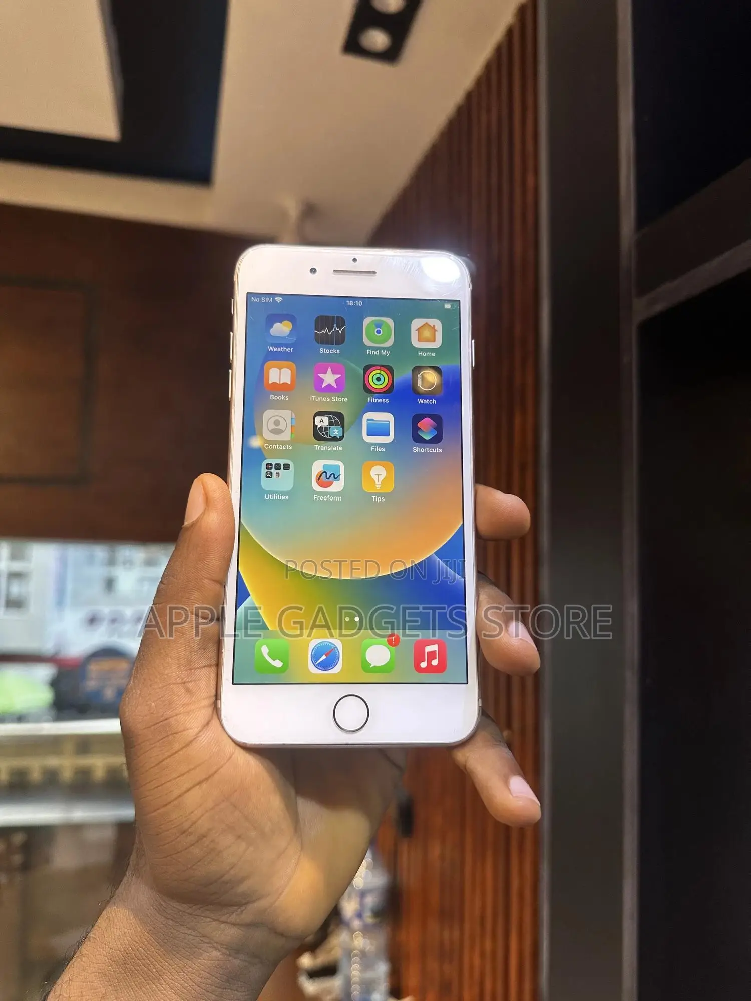Apple iPhone 8 Plus 64 GB White