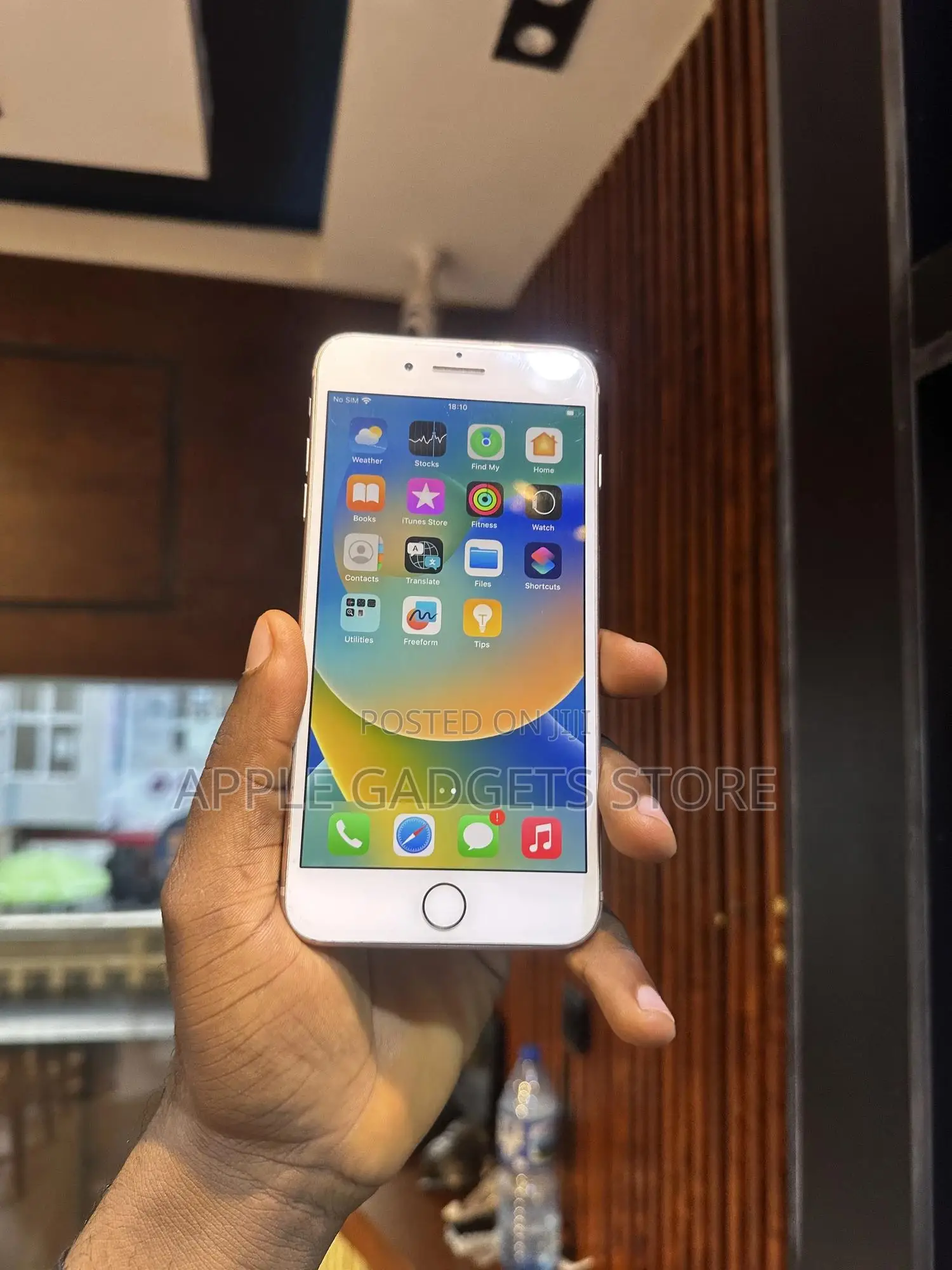 Apple iPhone 8 Plus 64 GB White