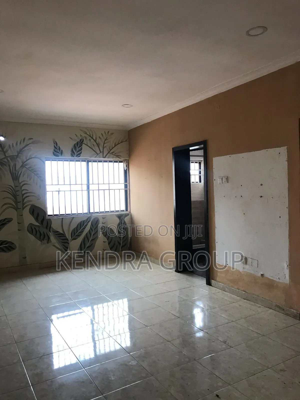 1bdrm Block of Flats in Lekki Phase 1 for rent