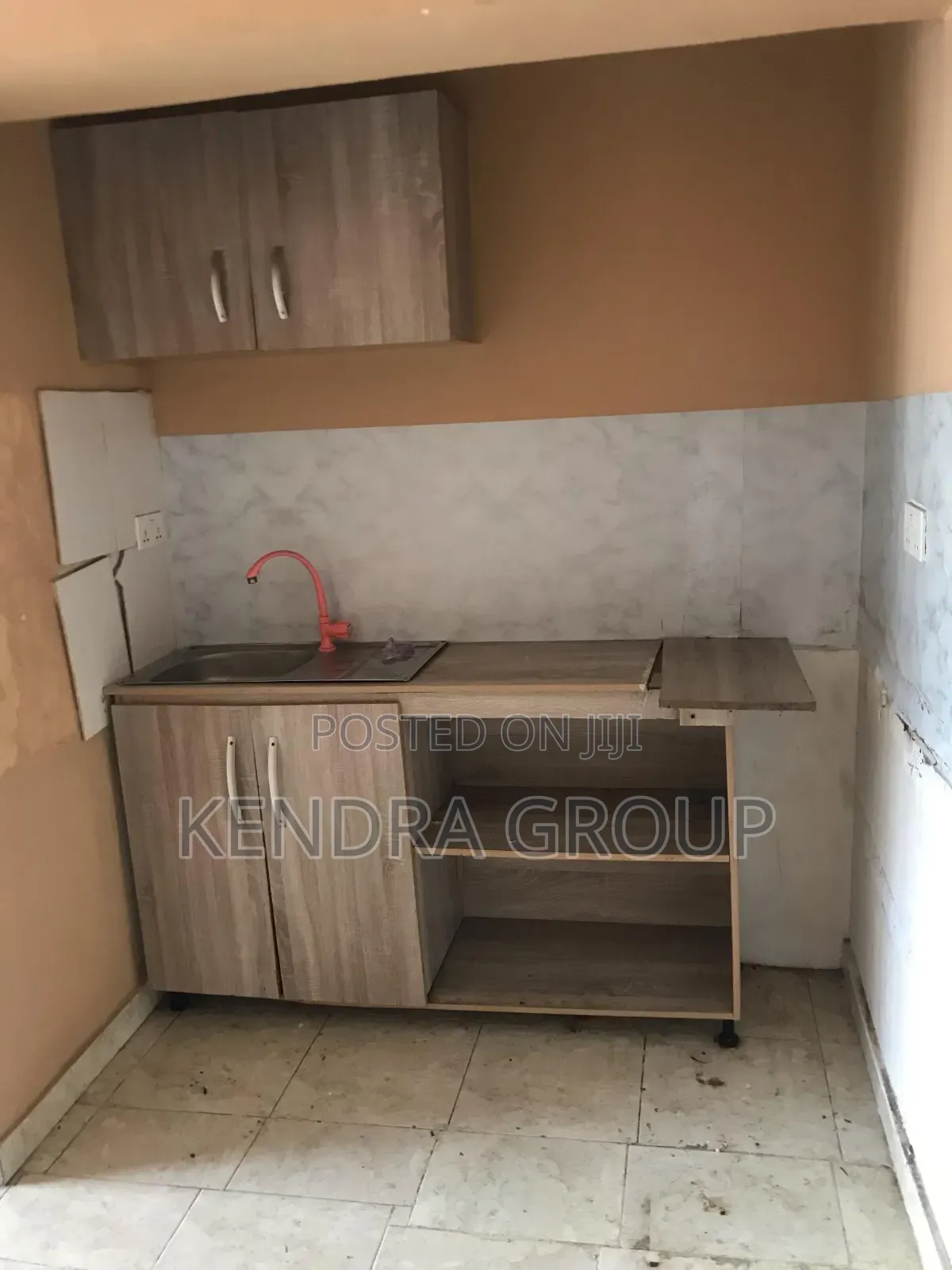 1bdrm Block of Flats in Lekki Phase 1 for rent
