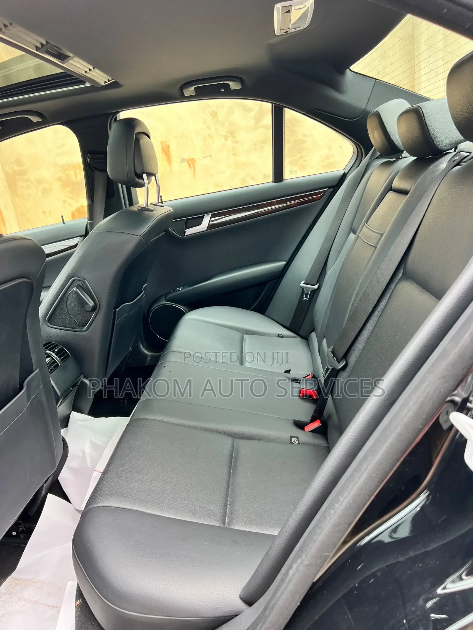 Mercedes-Benz C300 Luxury 4Matic Sedan AWD (3.5L 6cyl 7A) 2013 Black