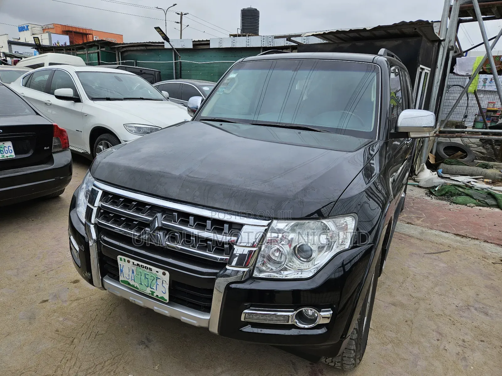 Mitsubishi Pajero Sport GLS 2018 Black