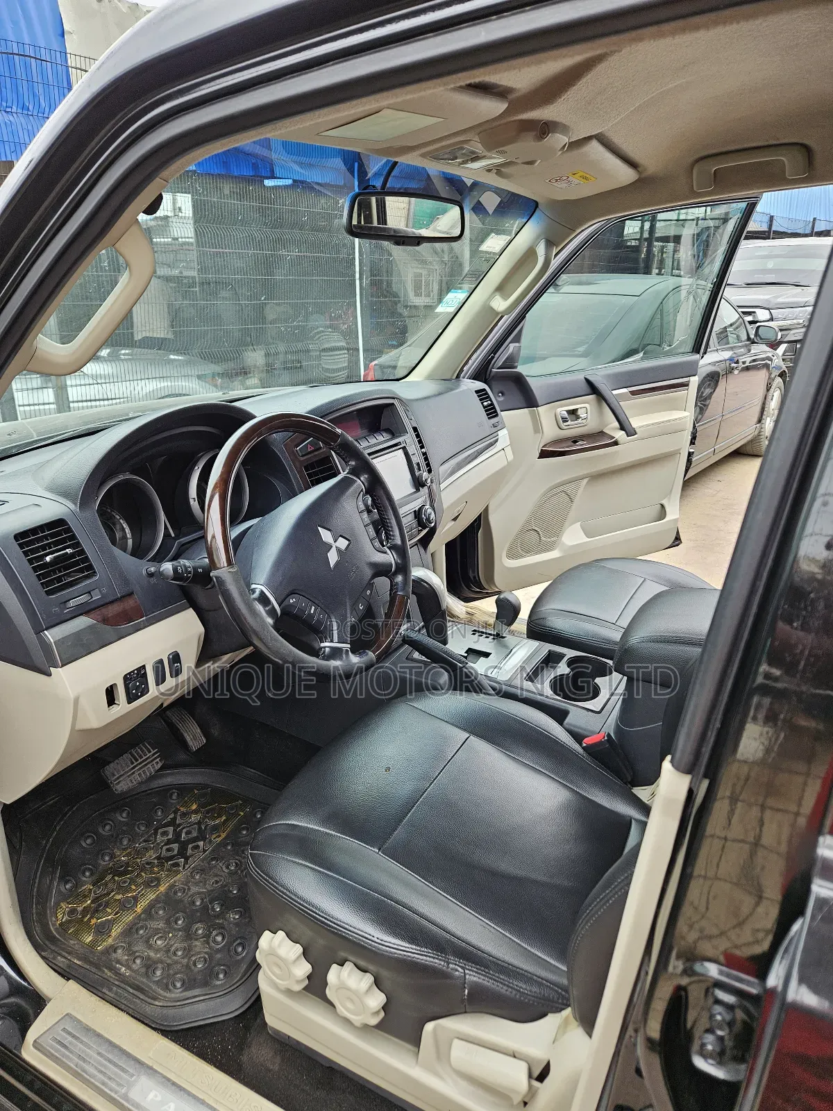 Mitsubishi Pajero Sport GLS 2018 Black