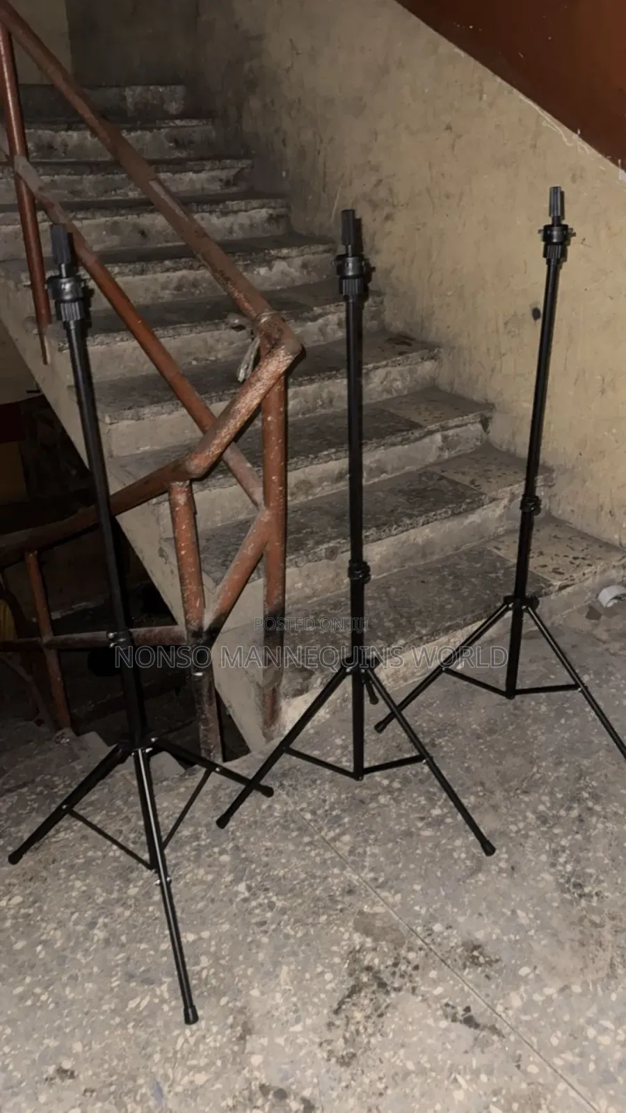 Small Tripod Stand For Mannequin Heads