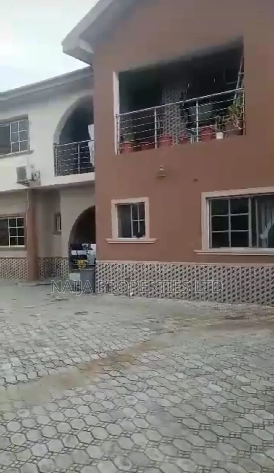 2bdrm Block of Flats in Langbasa, Ajah for sale