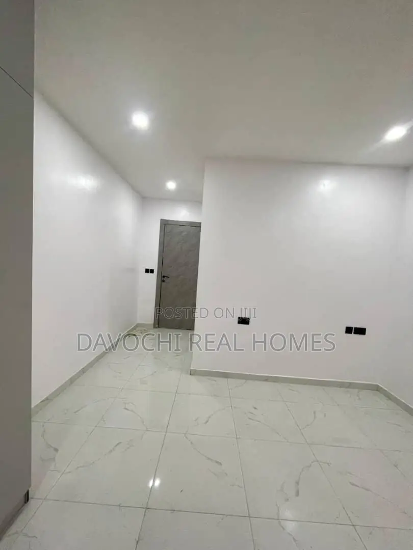 3bdrm Apartment in Freedom Way, Lekki for rent