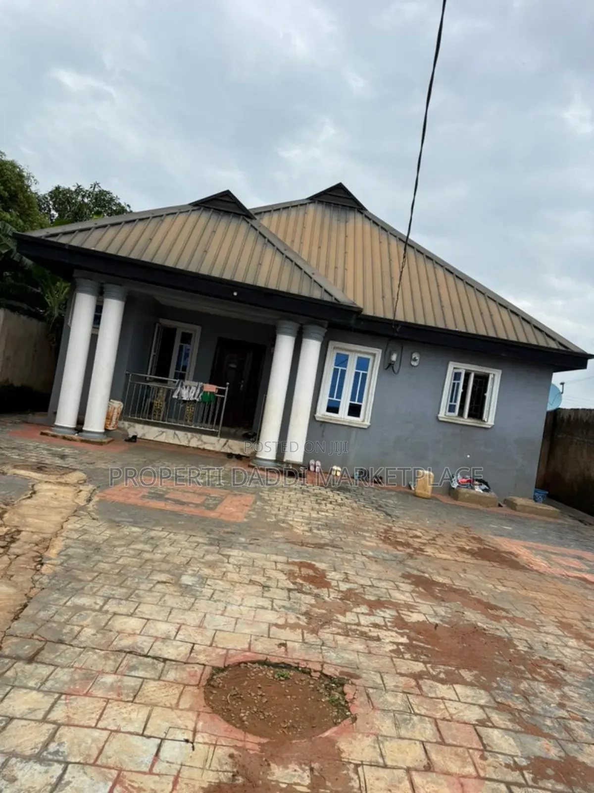 3bdrm Bungalow in Ayetoro for sale