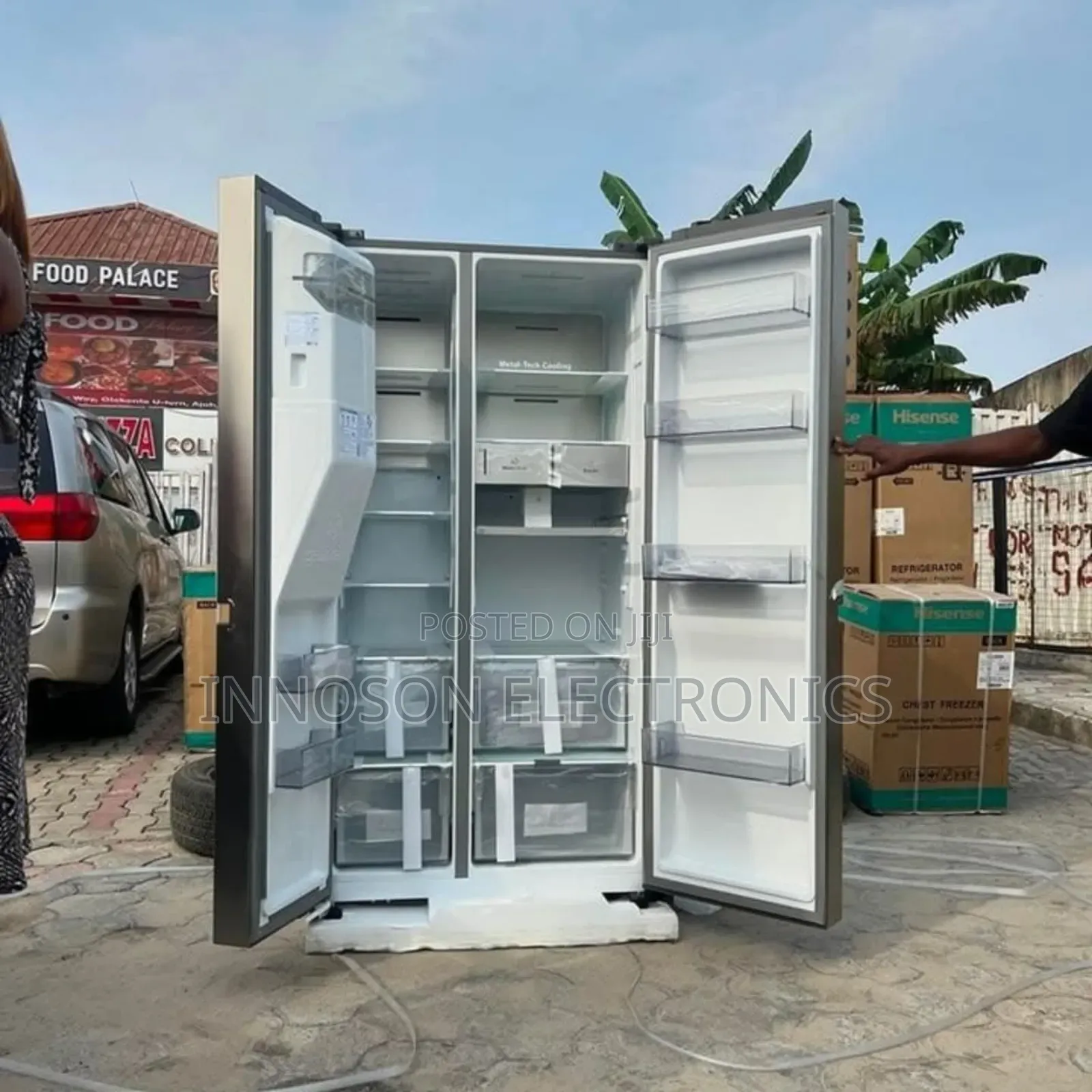 Hisense Side by Side Refrigerator 529liters
