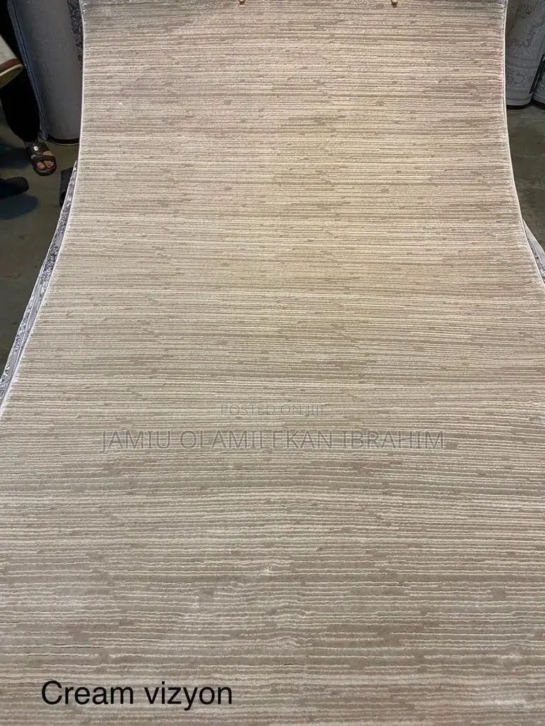 Center Rugs