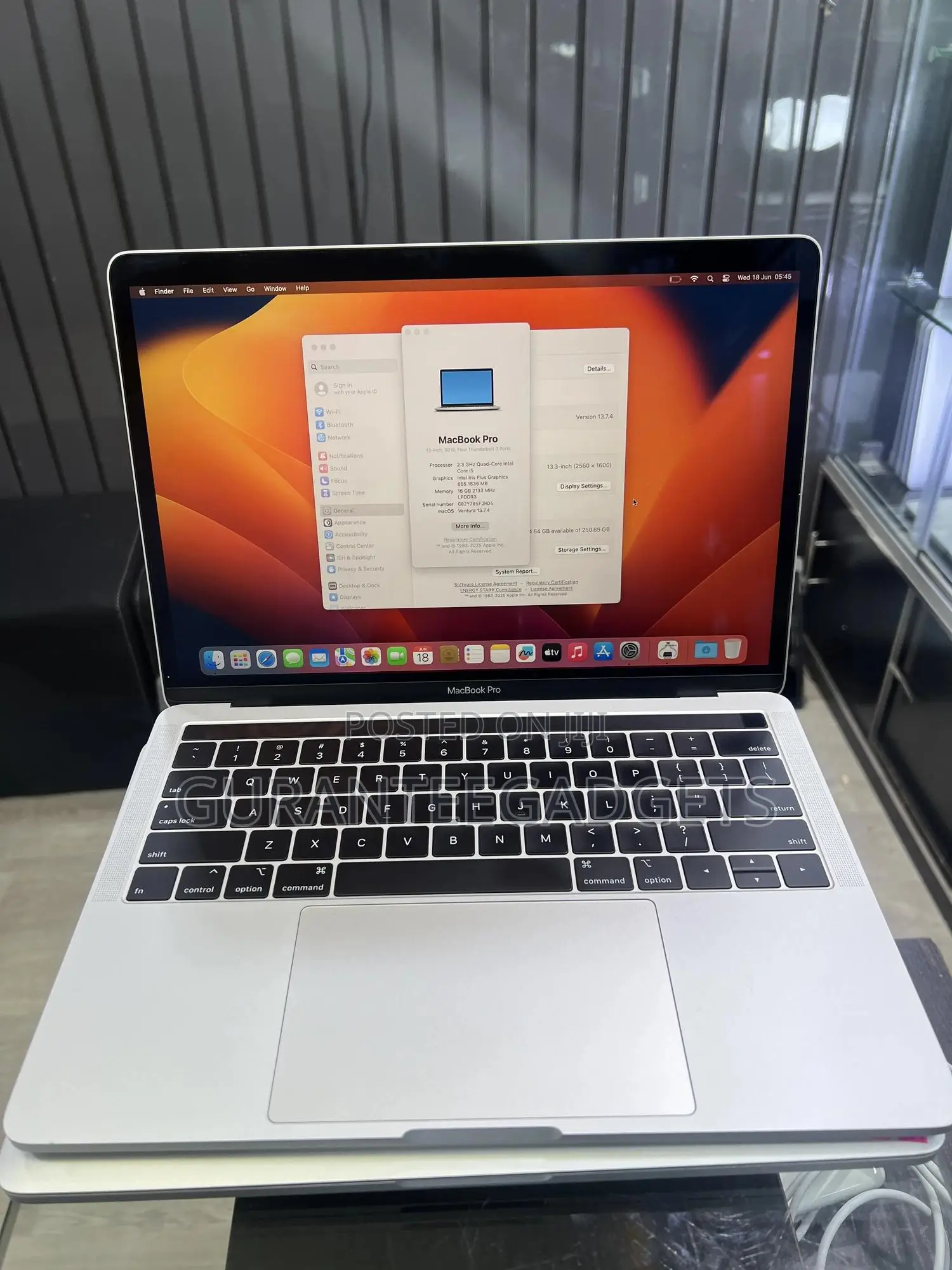 Laptop Apple MacBook Pro 2018 16GB Intel Core i5 SSD 256GB