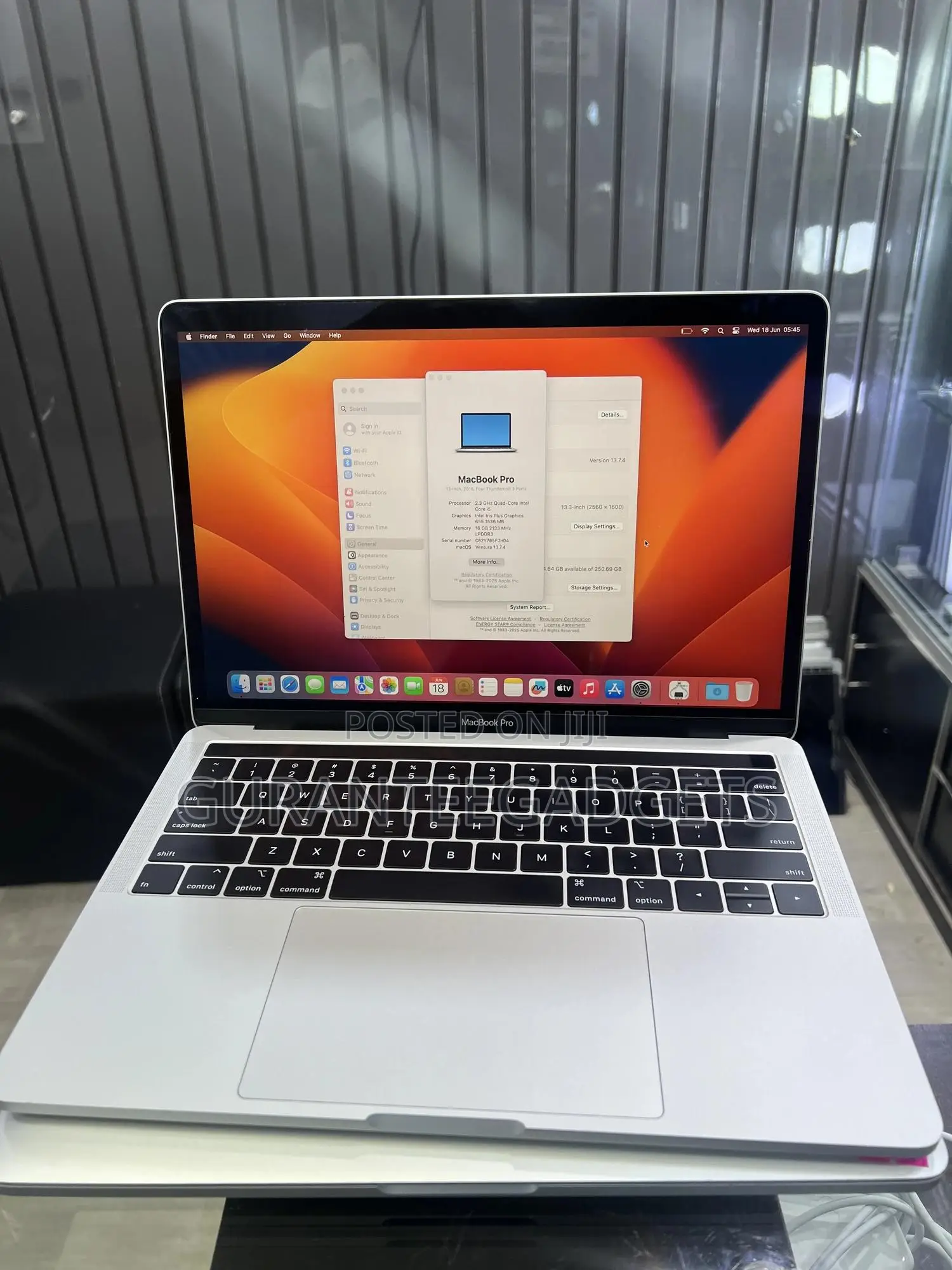 Laptop Apple MacBook Pro 2018 16GB Intel Core i5 SSD 256GB