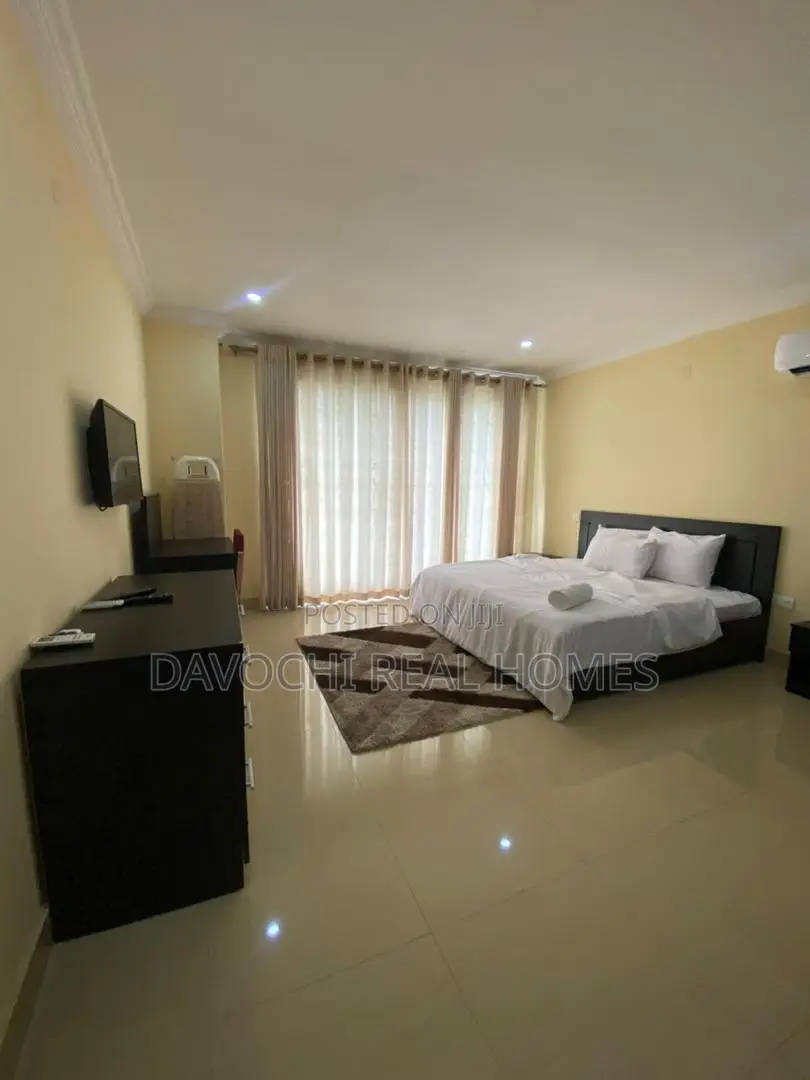 4bdrm Duplex in Lakowe Lakes, Sangotedo for rent