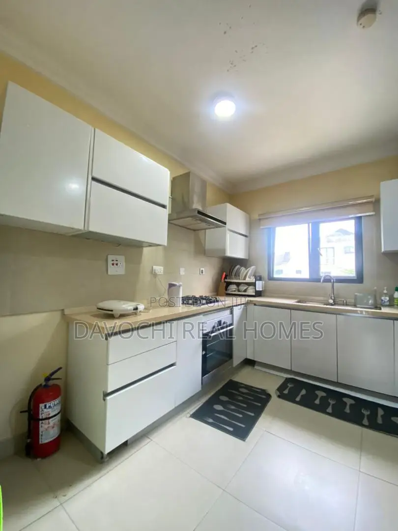 4bdrm Duplex in Lakowe Lakes, Sangotedo for rent