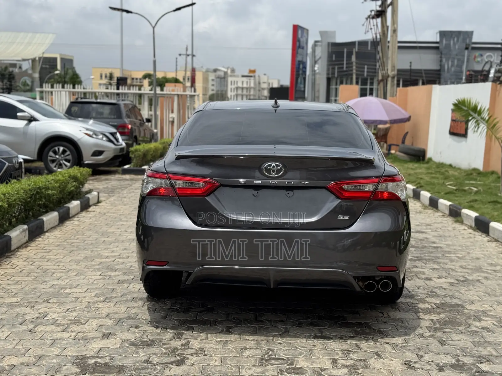 Toyota Camry XSE FWD (2.5L 4cyl 8AM) 2018 Gray