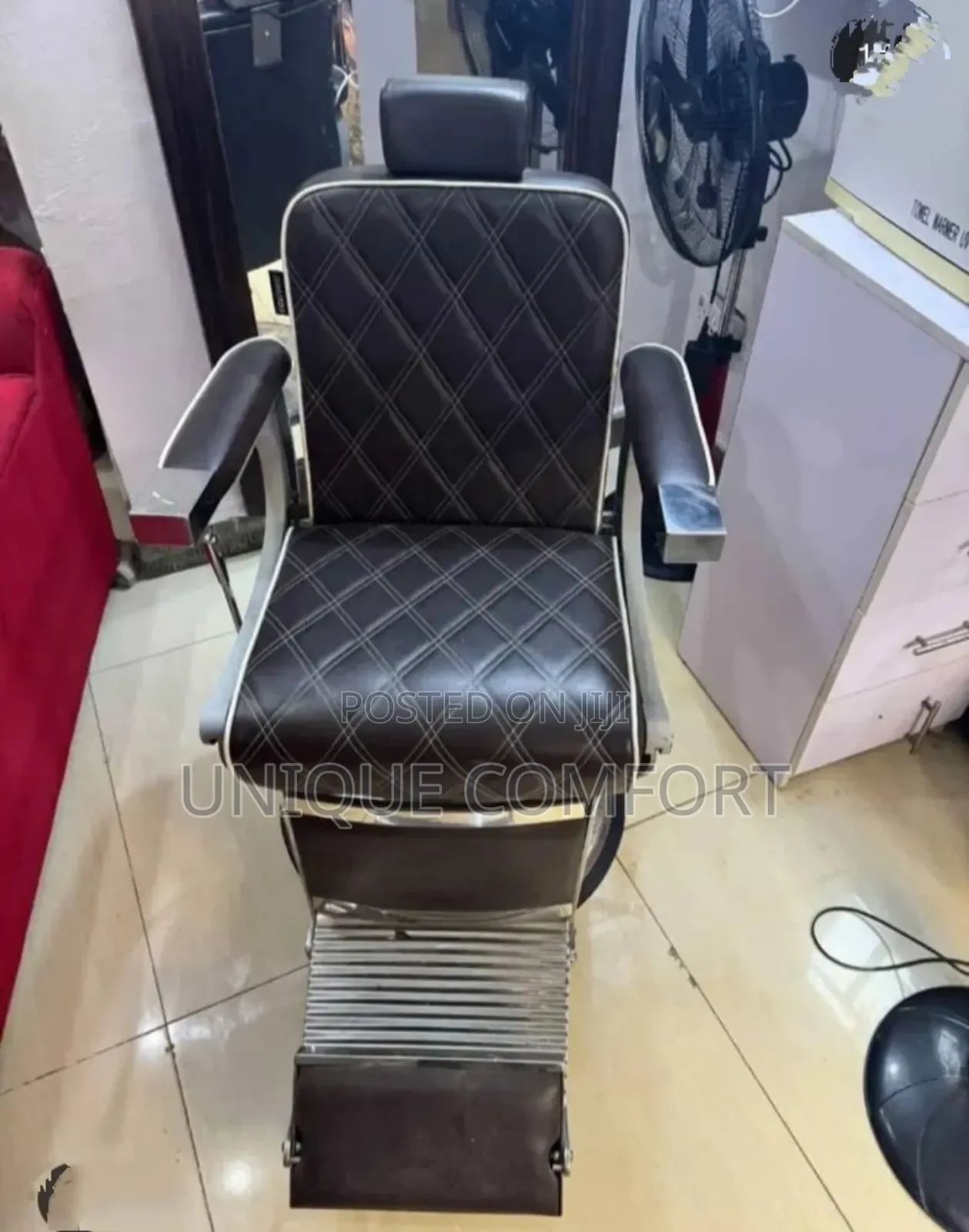 Imported Executive American Rolling Recliner Barber Chair