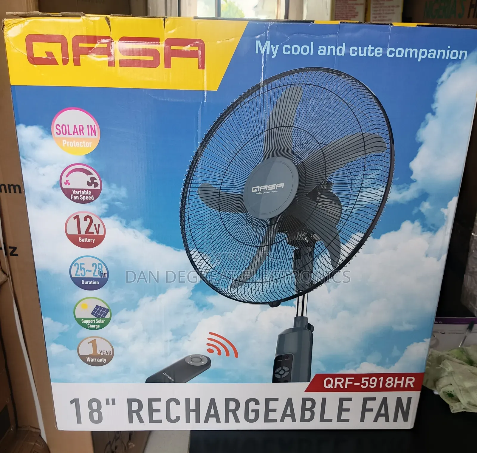 Qasa 18" Rechargeable Standing Fan QRF-5918hr