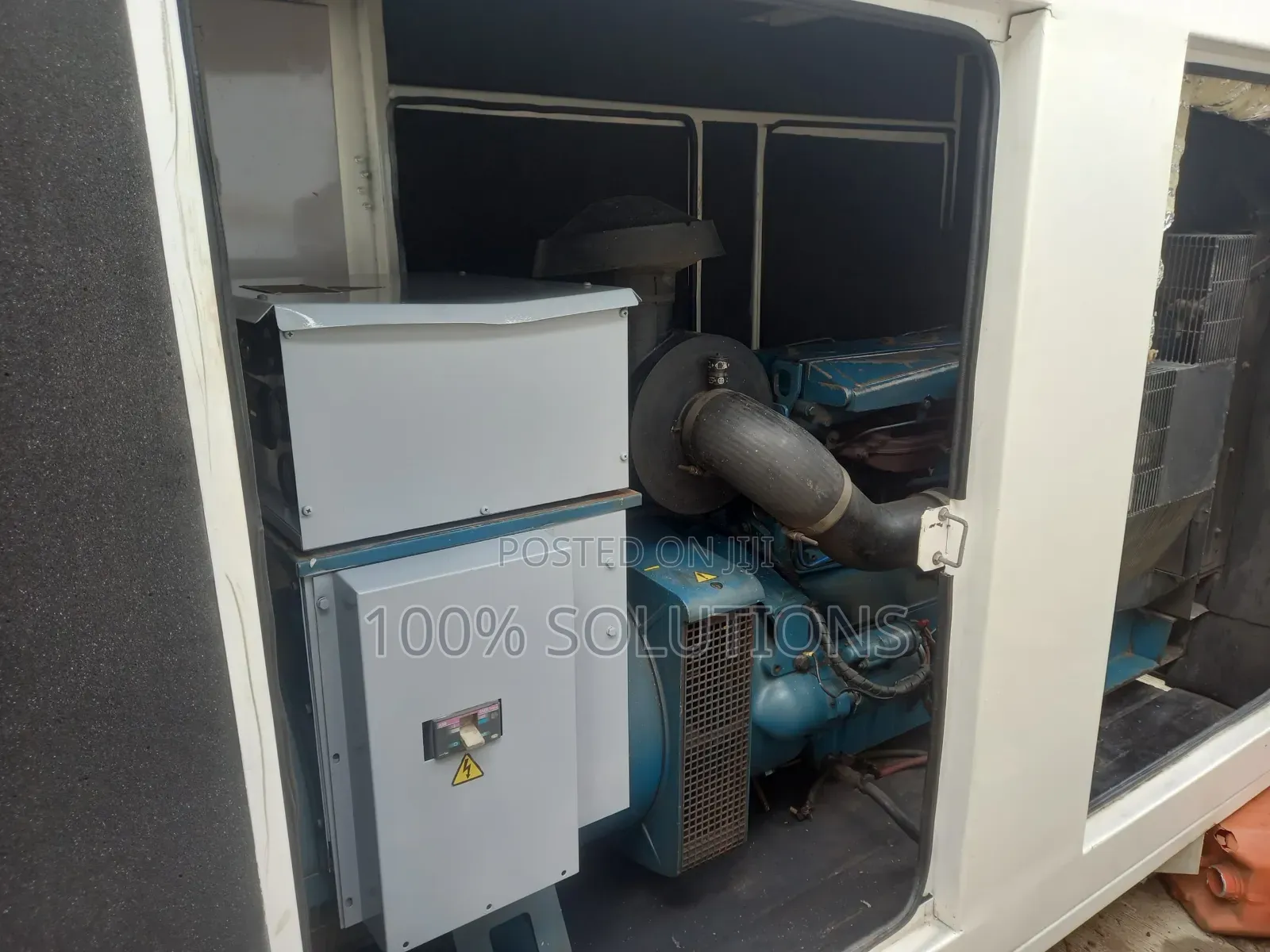 100kva/1000series Perkins 6- Cylinder 
Soundproof Generator