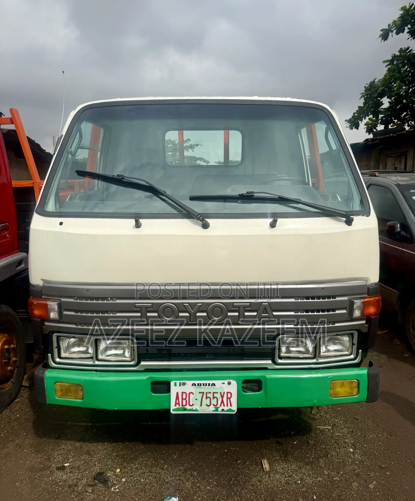 Toyota Dyna 200 Old Model Rigid Truck