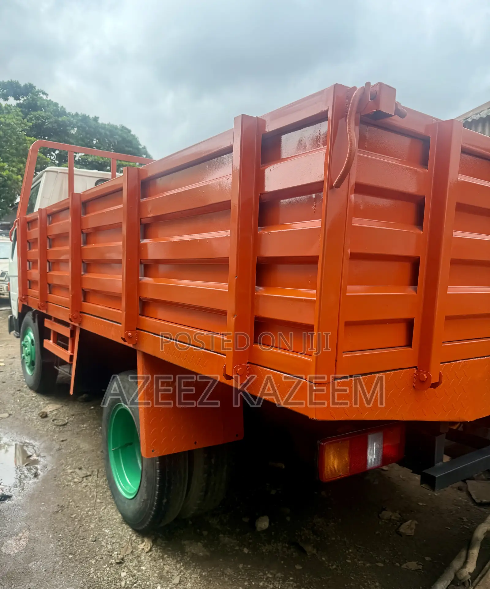 Toyota Dyna 200 Old Model Rigid Truck