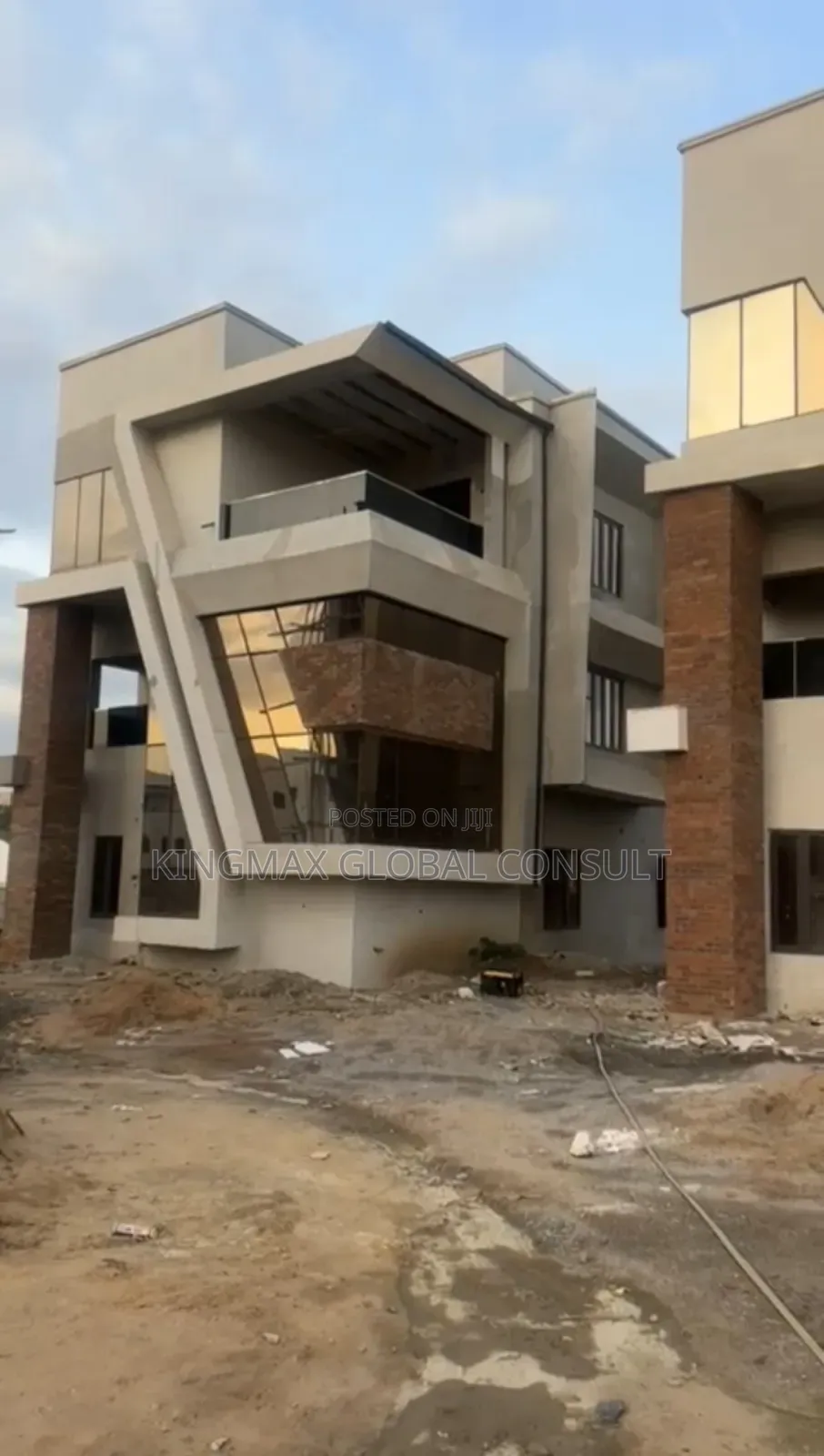 5bdrm Apartment in Guzape District for sale