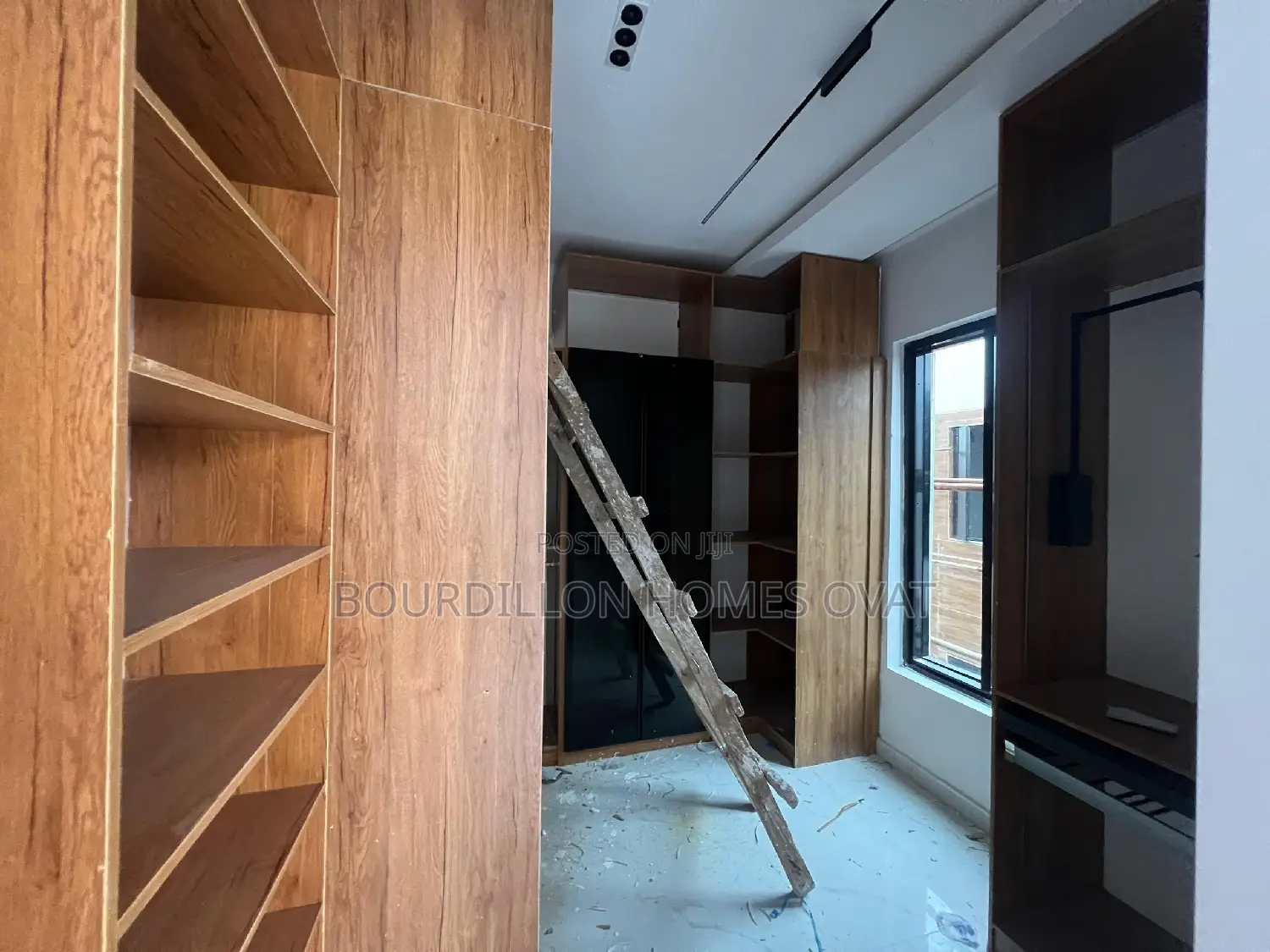 4bdrm Duplex in Lekki Phase 1 for sale