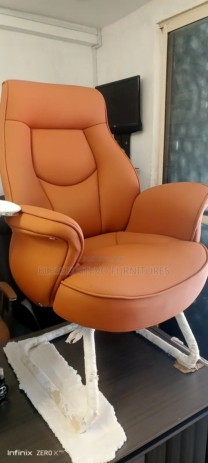 Visitor Brown Color