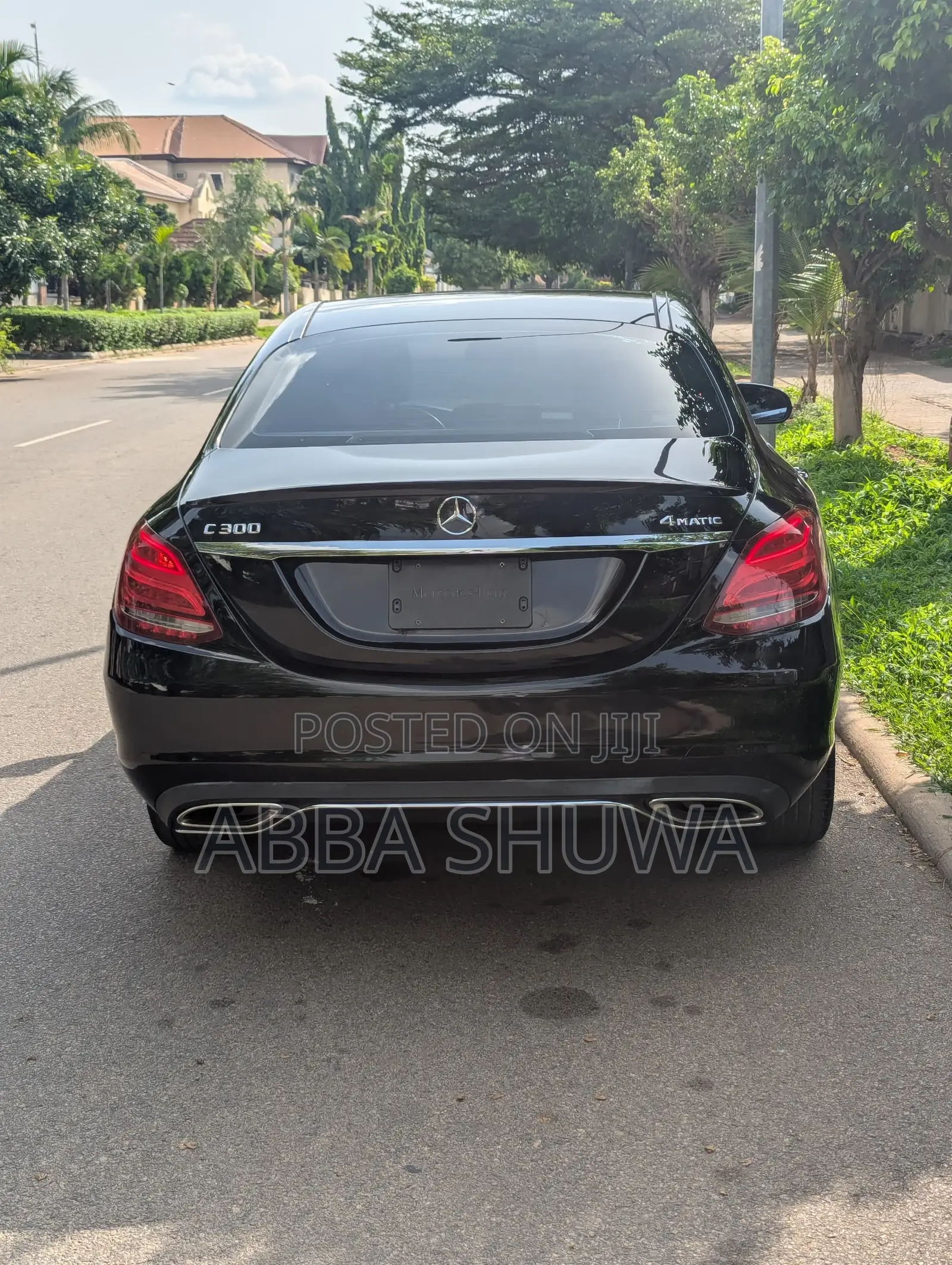 Mercedes-Benz C300 2016 Black